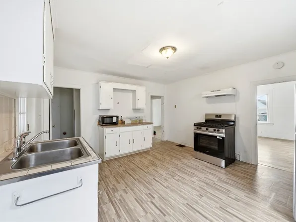 23 Edmund St, Malden, MA