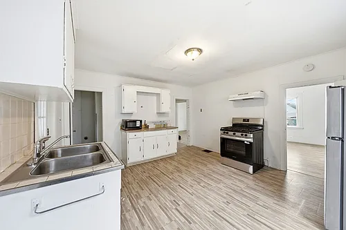 23 Edmund St Photo 1