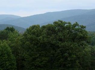 19 Greystone Trce, Ellijay, GA 30536