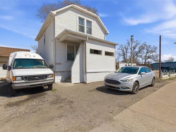 11429 E Eight Mile Rd, Warren, MI 48089