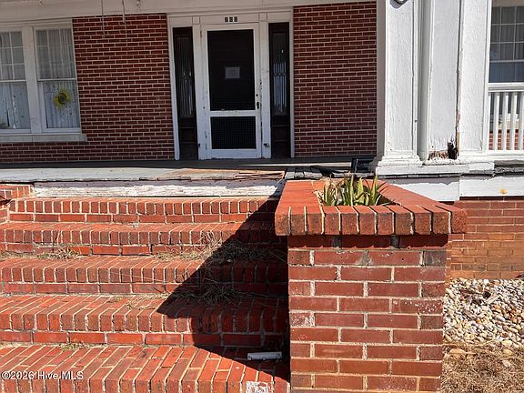 3rd image of 202 N Randolph Street