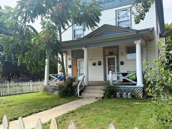 1441 SW Van Buren St APT D