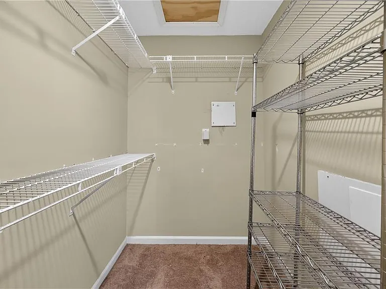 1021 Chastain Park Ct NE — Photo 11