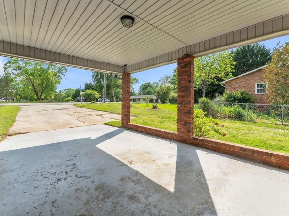 311 Scruggs Rd, Chesnee, SC 29323