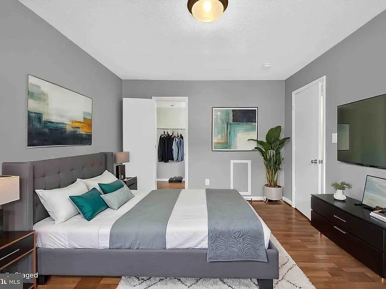 625 Chesapeake St SE #301 — Photo 8