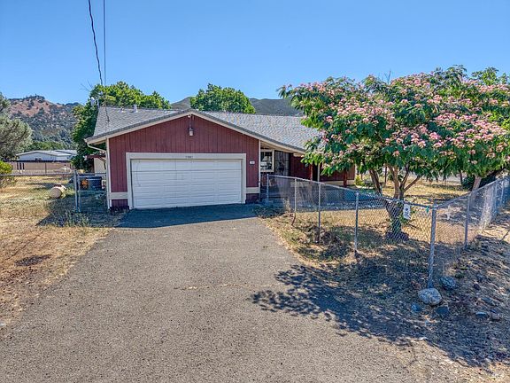 2nd image of 17002 Acacia Way