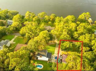 7601 Lakeside Dr, Milton, FL 32583