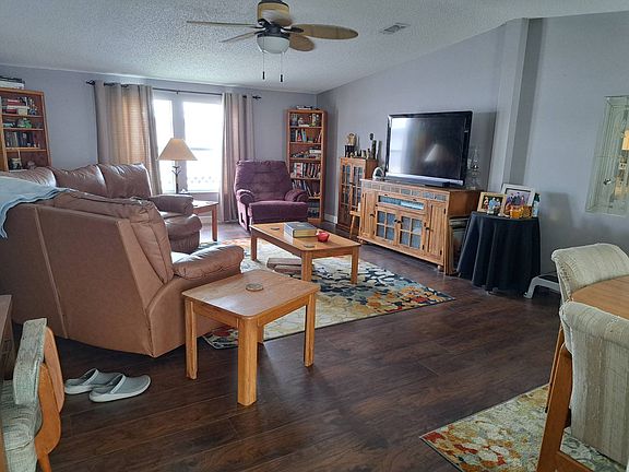 2nd image of 39551 Keiths Cir