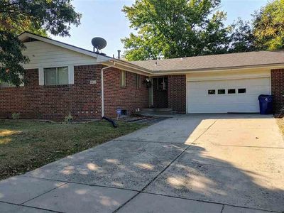 8413 E Castle Dr, Wichita, KS, 67207