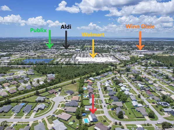 812 E Pine Forest Dr, Lynn Haven, FL 32444