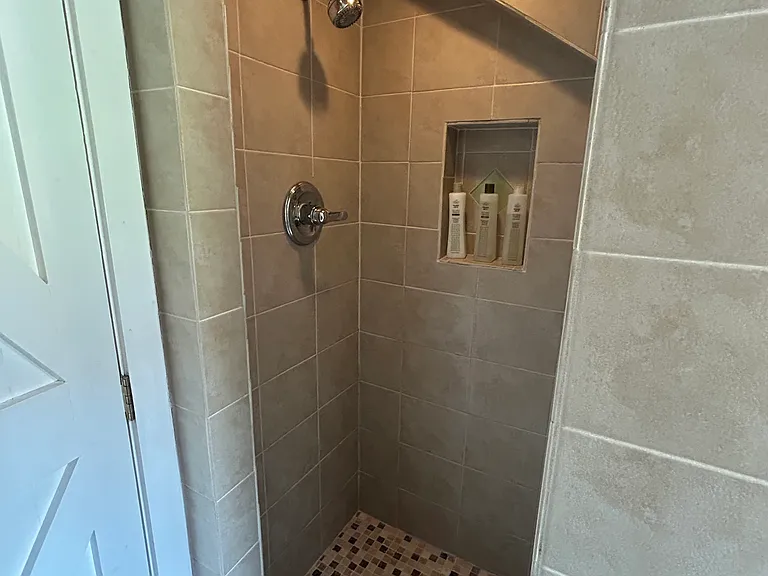 1011 Calvert St — Photo 15