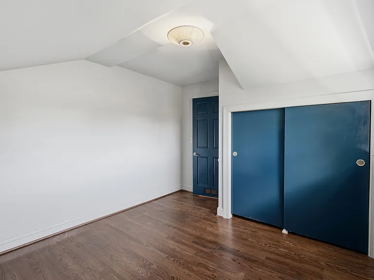 415 N 15th St — Photo 36