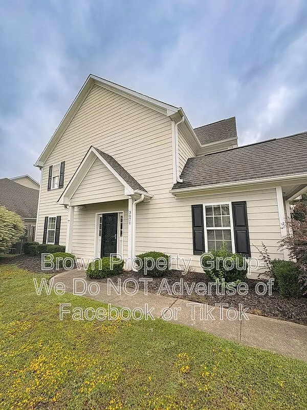 3 bed, 3.0 bath, 1555 sqft, $1,650 — Photo 1