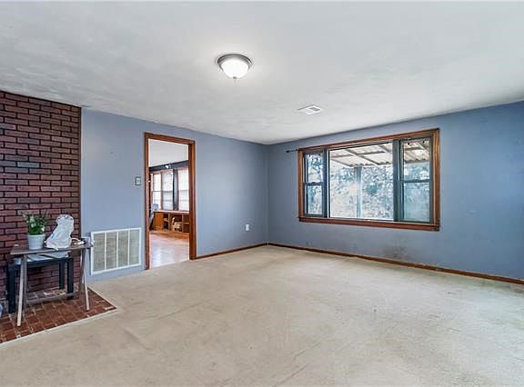 2nd image of 1639 S 47th St