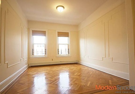 5th image of 2344 33rd Ave #2