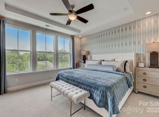 729 Hoke Ln, Davidson, NC 28036