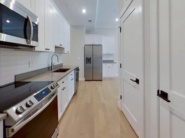21 Highgate St #3, Allston, MA 02134