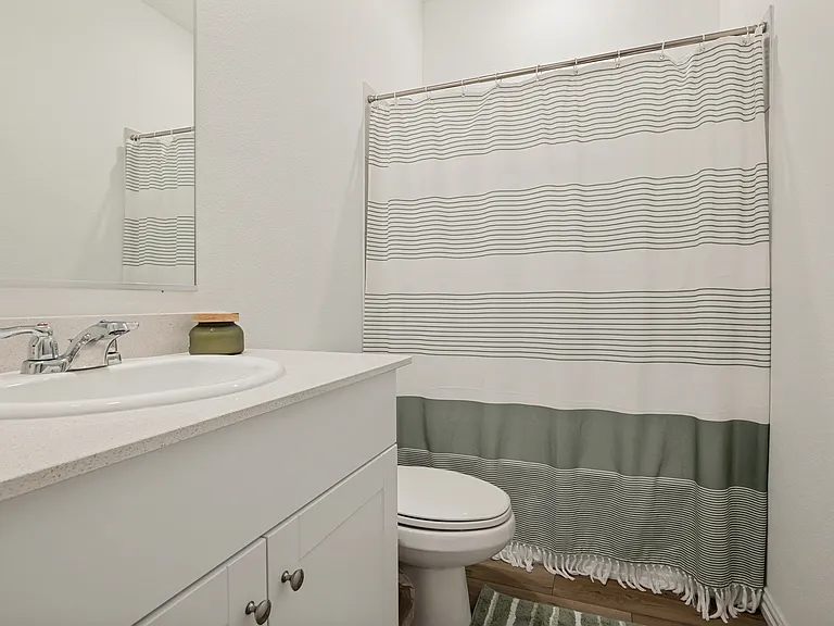 328 Ardsley Ln — Photo 9