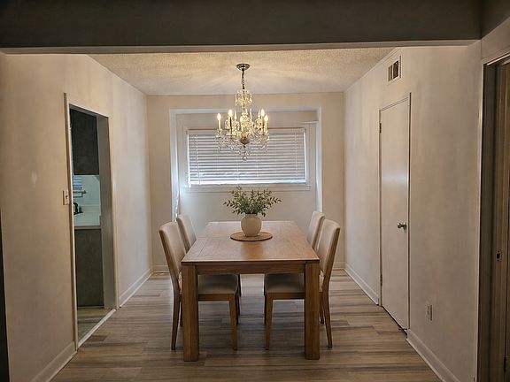 4th image of 2846 Walton Way APT 3