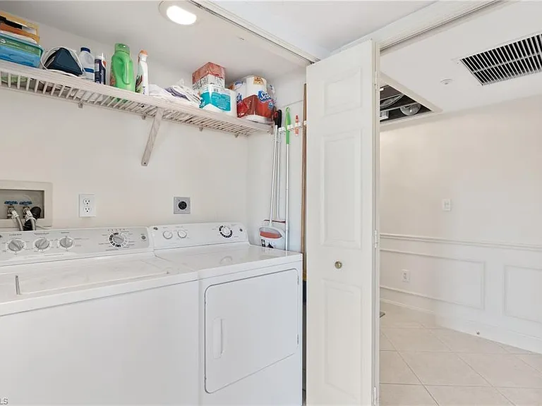 6849 Grenadier Blvd #201 — Photo 34