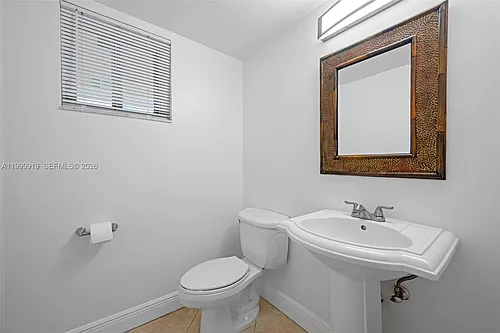 8888 Collins Ave Photo 1