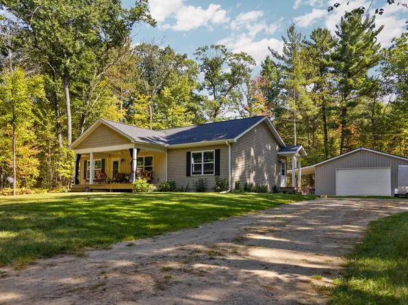 2509 Kristen Dr, Lewiston, MI 49756