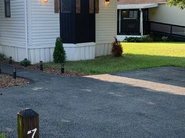 704 Shawna Ave, York, PA 17402