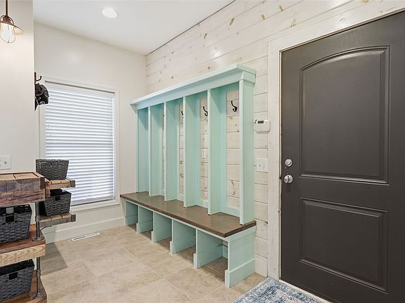 5th image of 6 Fernstone Ln