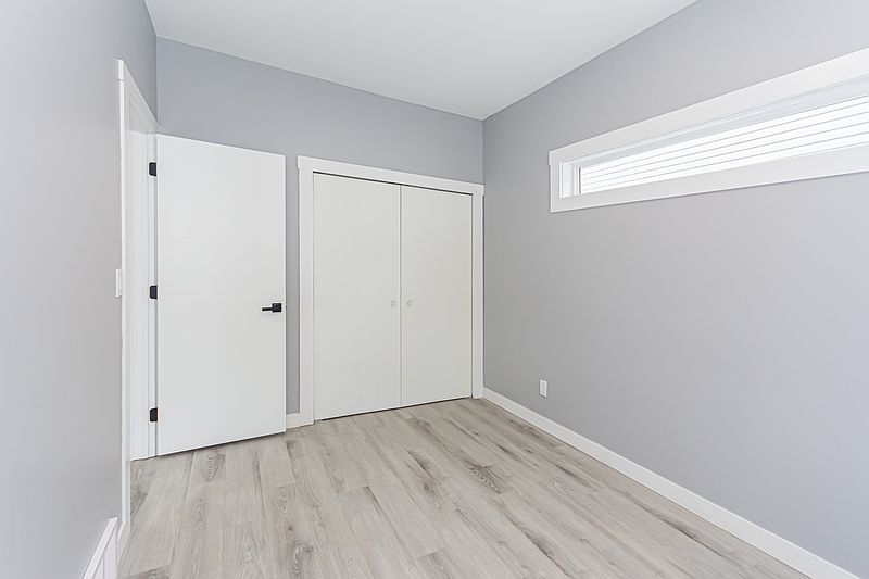 Edmonton Apartment for rent - 3 Bedrooms — photo 15