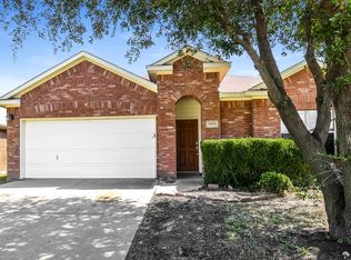 7975 Los Alamitos Ln, Fort Worth, TX 76140