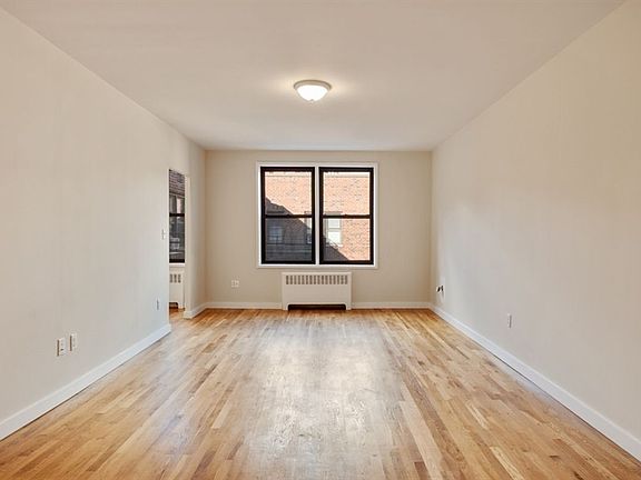 4th image of 60 9th Ave APT 602