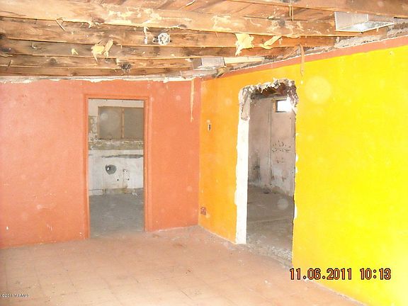 3rd image of 4025 S 14th Ave