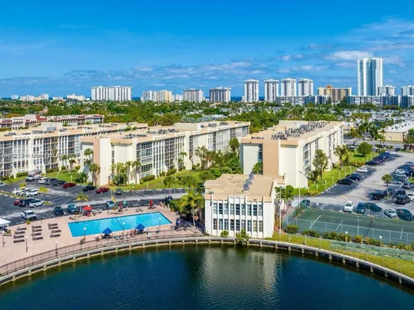 801 Three Islands Blvd APT 412, Hallandale Beach, FL 33009