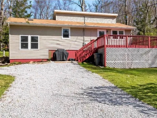41 Watauga Ln, Albrightsville, PA 18210