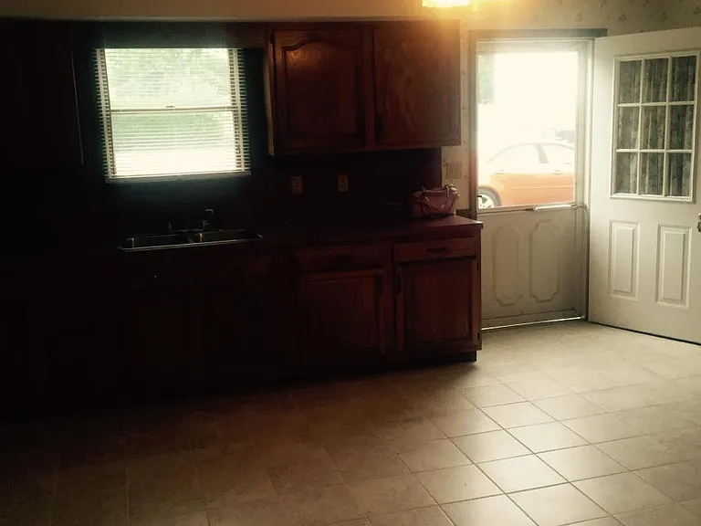 336 Jackson St #A — Photo 4