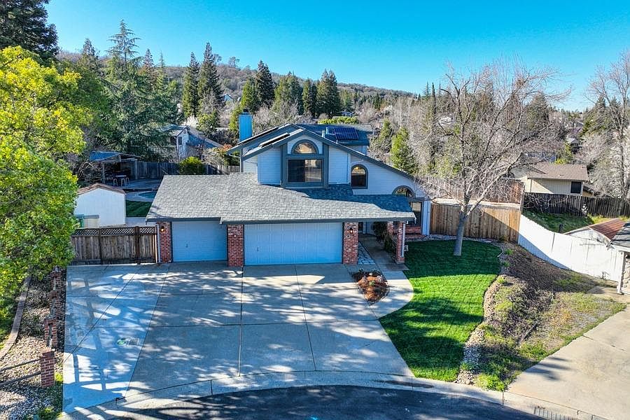 1st image of 2116 Carrillo Ct