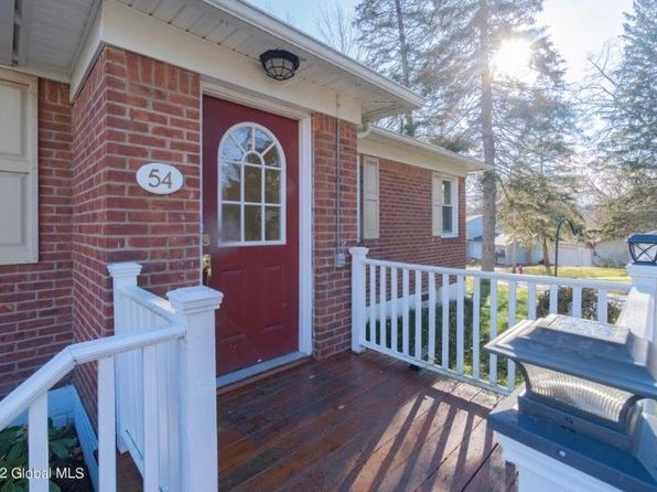 54 Moreland Ave