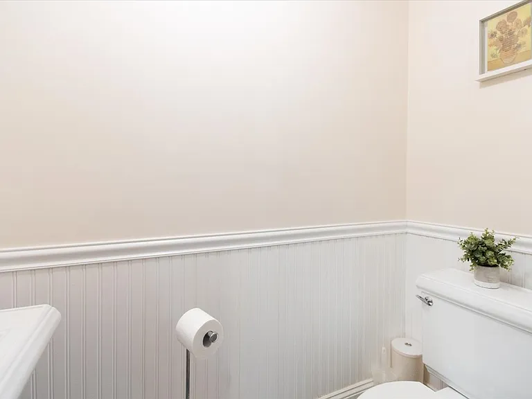 7 Worthington St #1 — Photo 28
