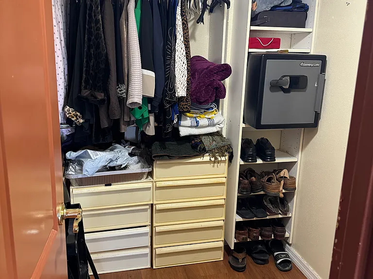 935 N Halifax Ave #402 — Photo 35