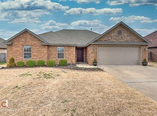 3656 Solitude St, Springdale, AR 72764