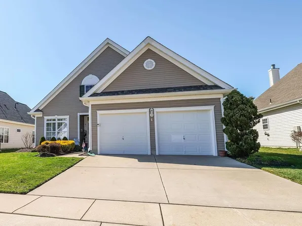 81 Burnside Dr, Egg Harbor Township, NJ 08234