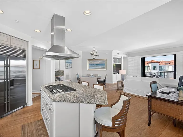 1540 5th Ave S #D-305 — Photo 13