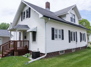 551 W Main St, Mondovi, WI 54755