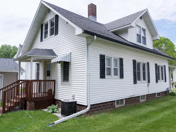 551 W Main St, Mondovi, WI 54755