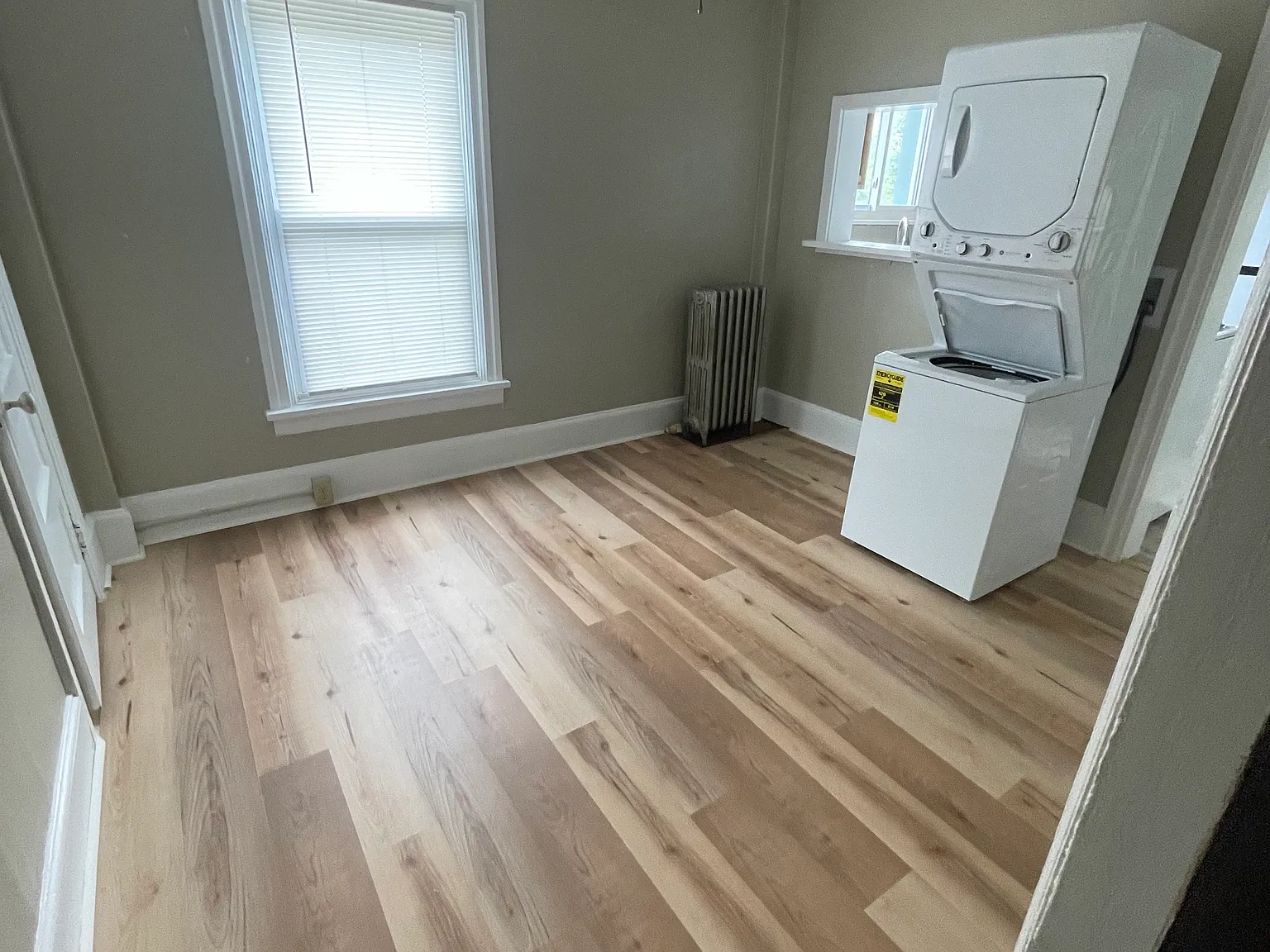 815 Park Ave — Photo 4