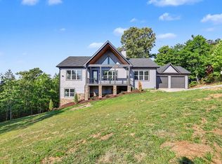 383 Rustic Barn Trl, Morganton, GA 30560