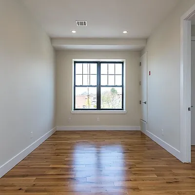 Rented by Nooklyn NYC LLC | media 16