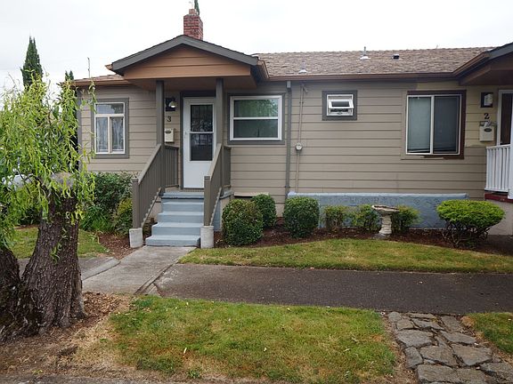 2nd image of 4805 N Maryland Ave APT 3