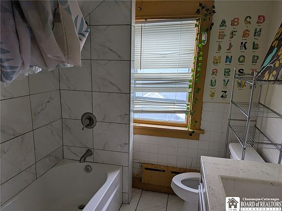 3rd image of 113 Elmer Ave