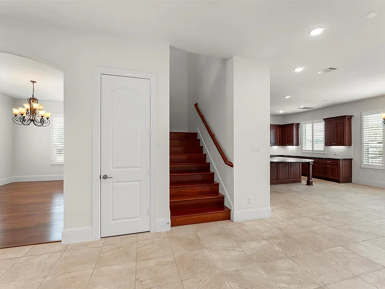 4943 Wigton Dr — Photo 10